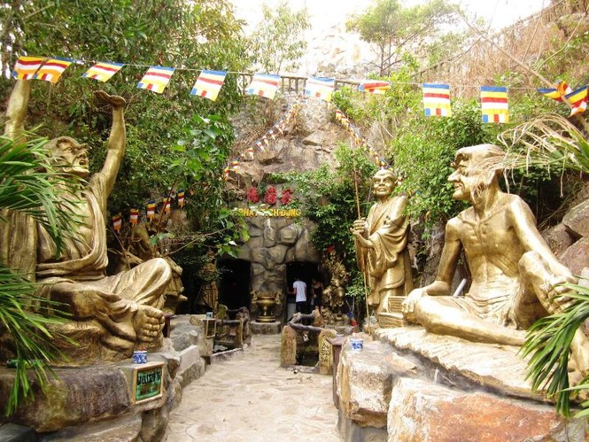 Năm ngọ, về Vũng Tàu cưỡi ngựa lấy may - ảnh 13